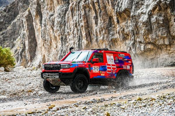 冠军同款！纵横G700环塔版成都车展全球首发